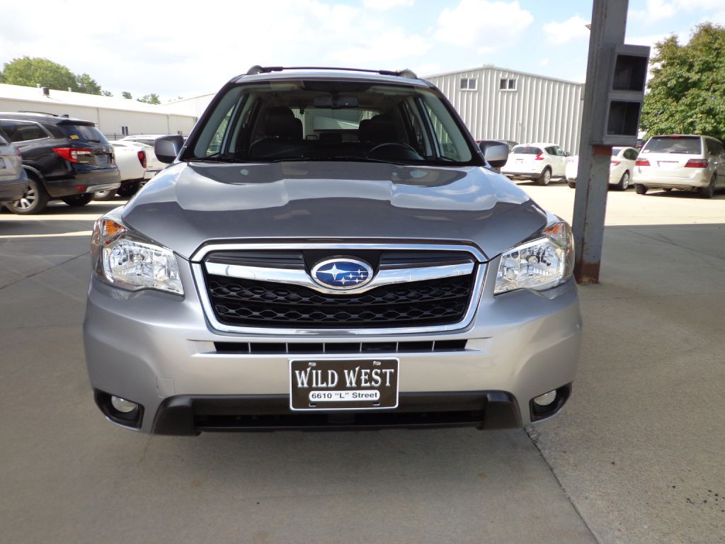 2014 Subaru Forester Image 2