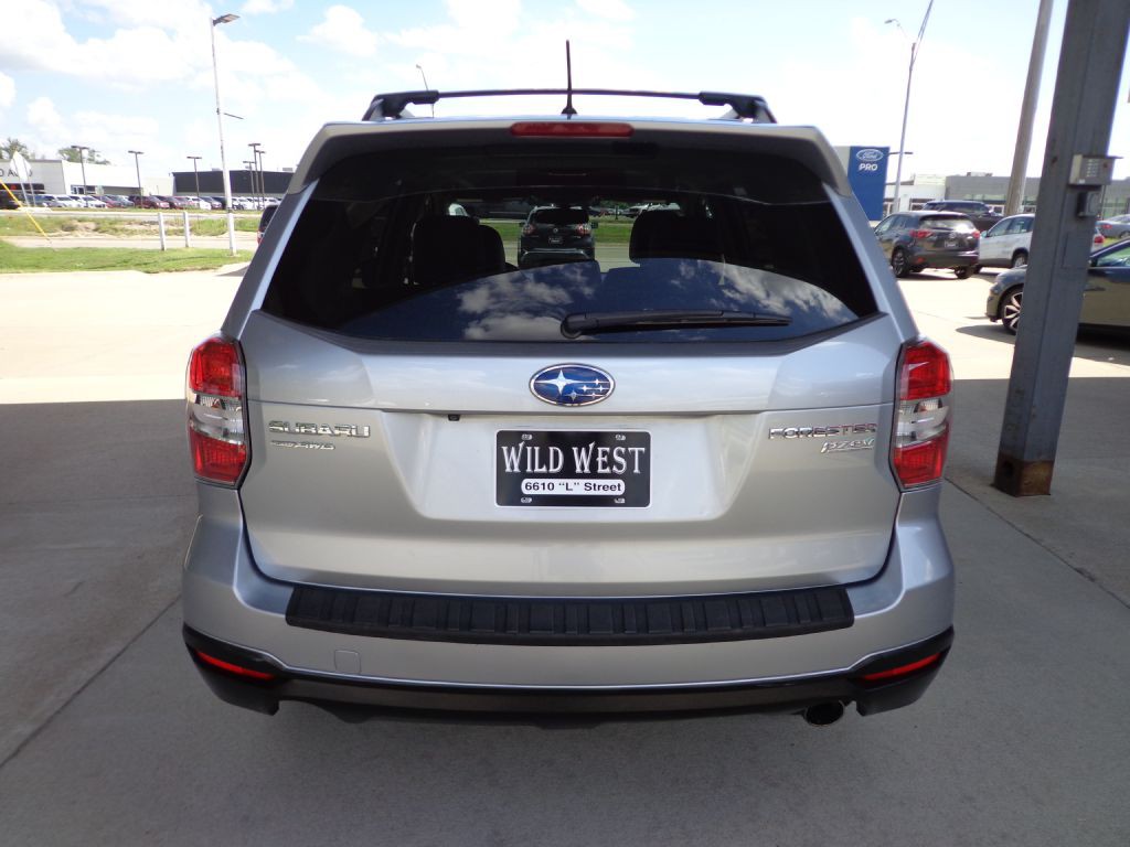 2014 Subaru Forester Image 5