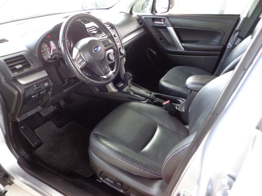 2014 Subaru Forester Image 15