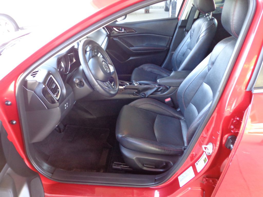 2015 Mazda Mazda3 Image 13