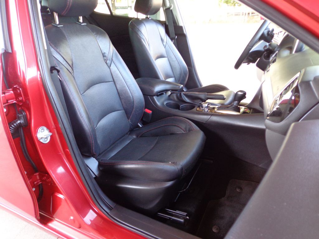 2015 Mazda Mazda3 Image 17