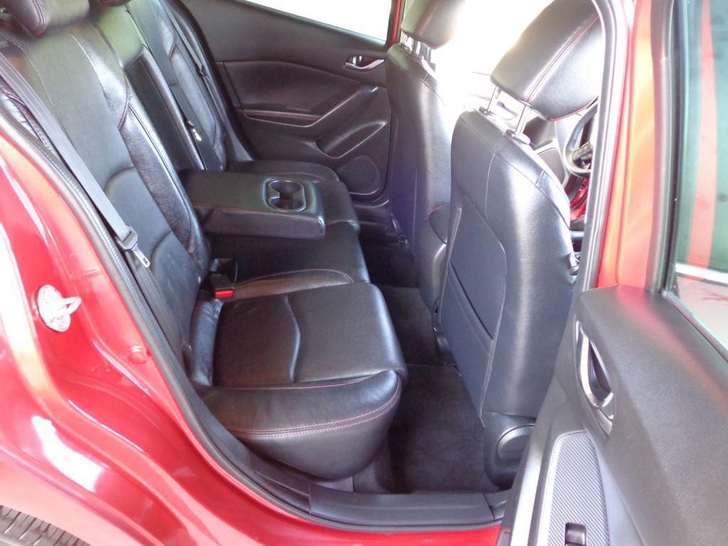 2015 Mazda Mazda3 Image 19