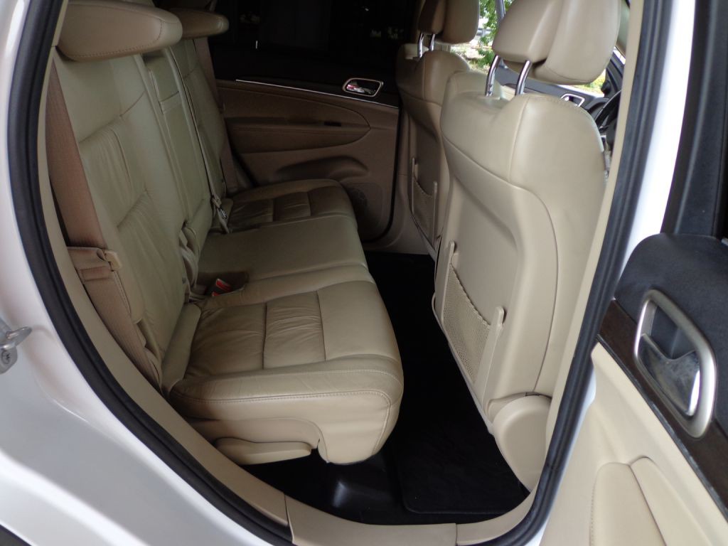 2014 Jeep Grand Cherokee Image 19