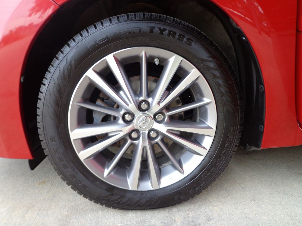 2015 Toyota Corolla Image 7