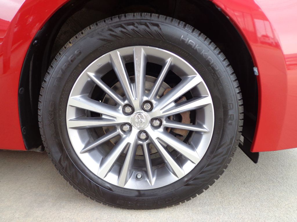 2015 Toyota Corolla Image 8