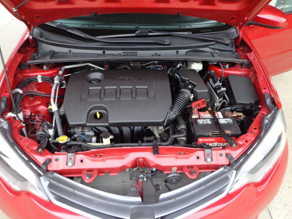 2015 Toyota Corolla Image 11