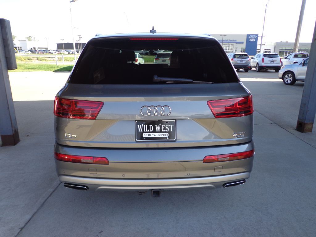2017 Audi Q7 Image 5