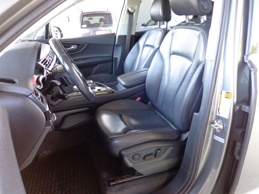 2017 Audi Q7 Image 13