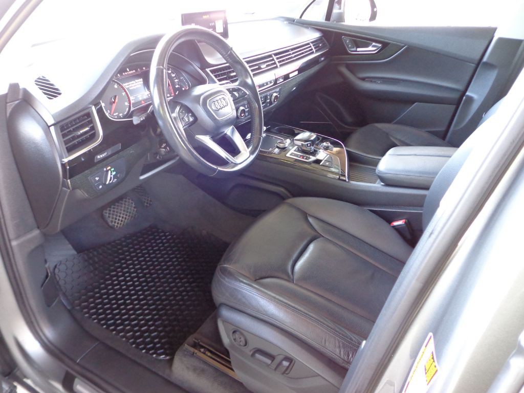 2017 Audi Q7 Image 14