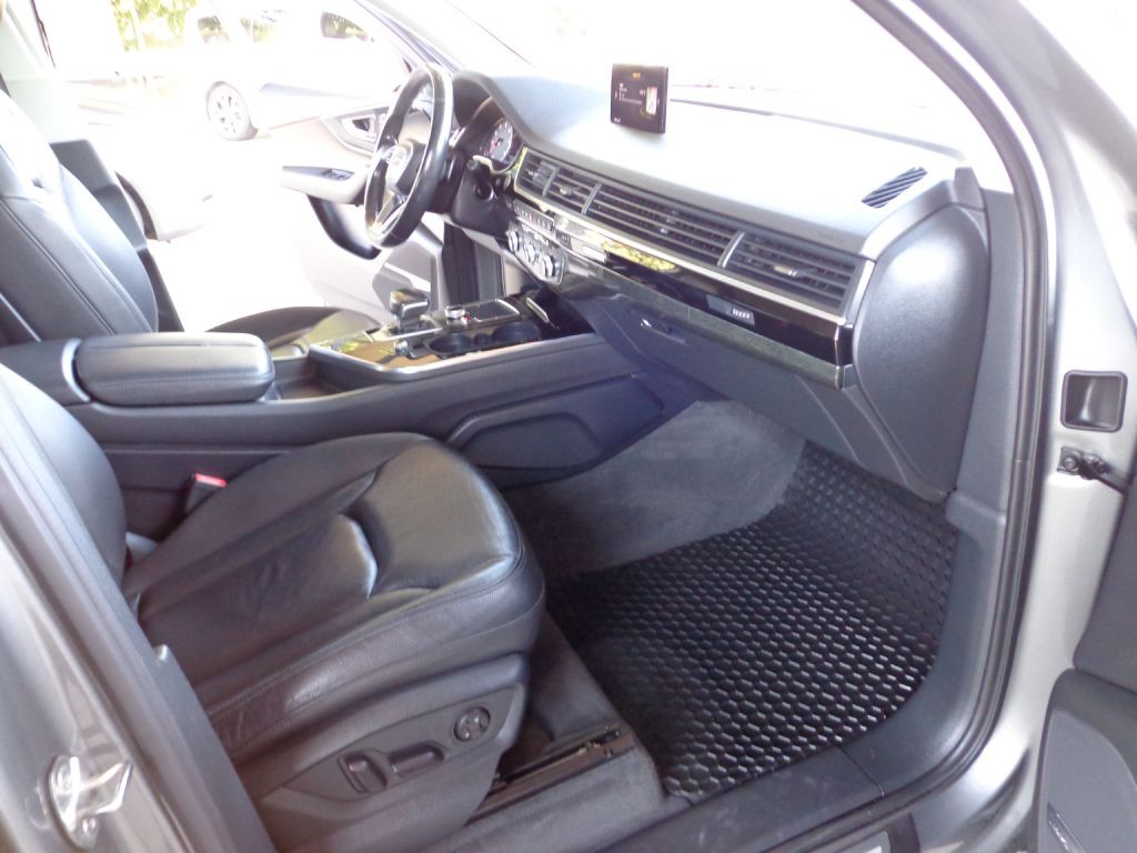 2017 Audi Q7 Image 17
