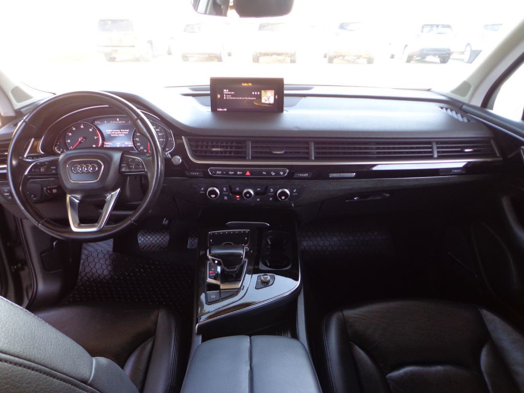 2017 Audi Q7 Image 23