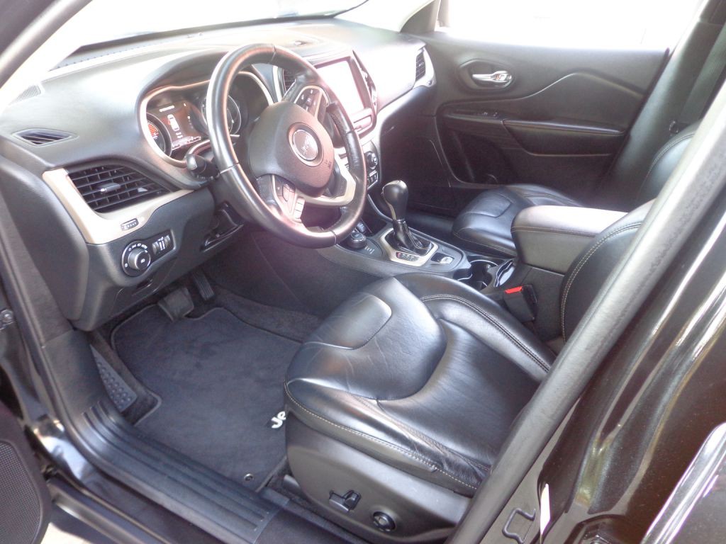 2016 Jeep Cherokee Image 15