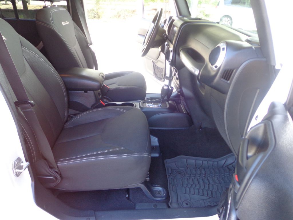 2016 Jeep Wrangler Unlimited Image 12