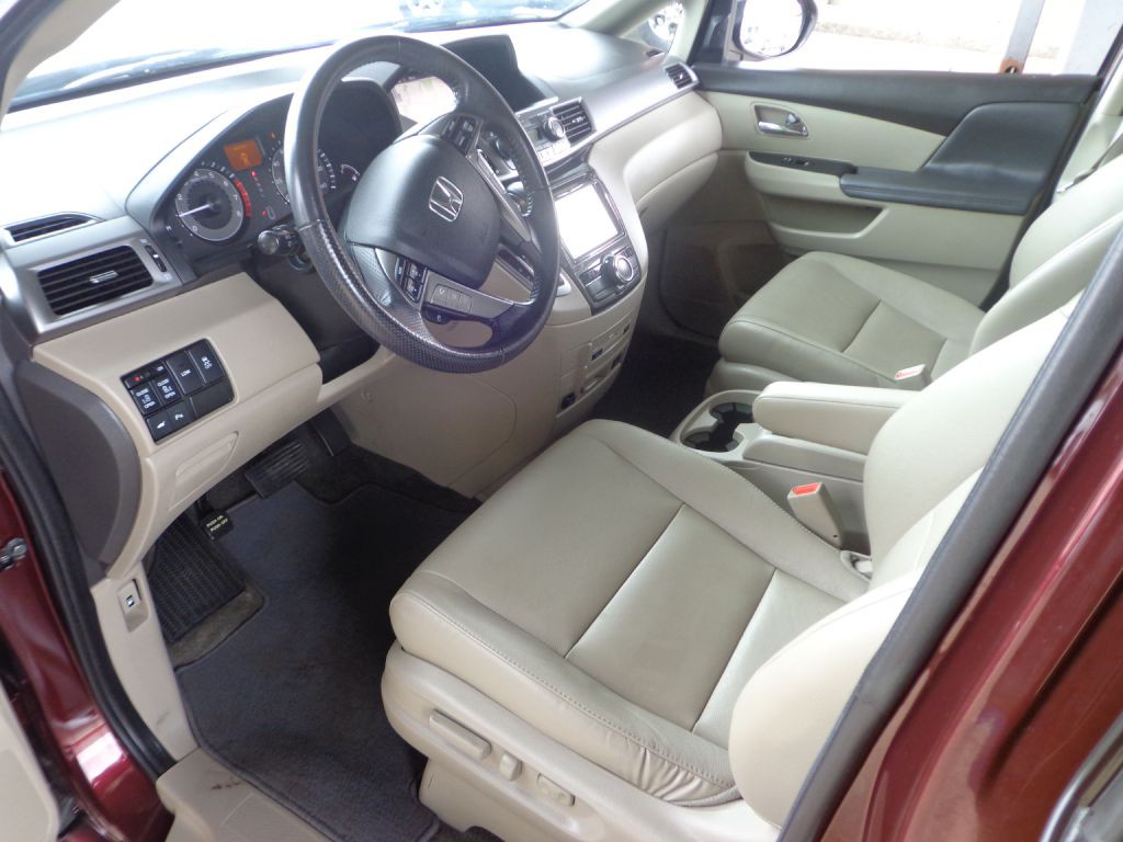 2014 Honda Odyssey Image 15