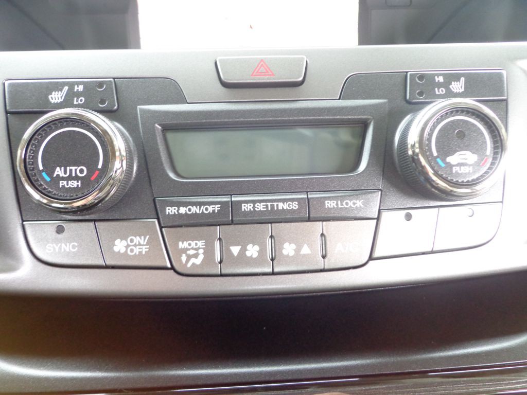 2014 Honda Odyssey Image 28