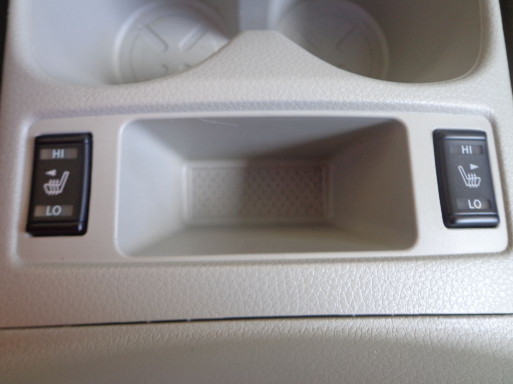 2018 Nissan Rogue Image 24