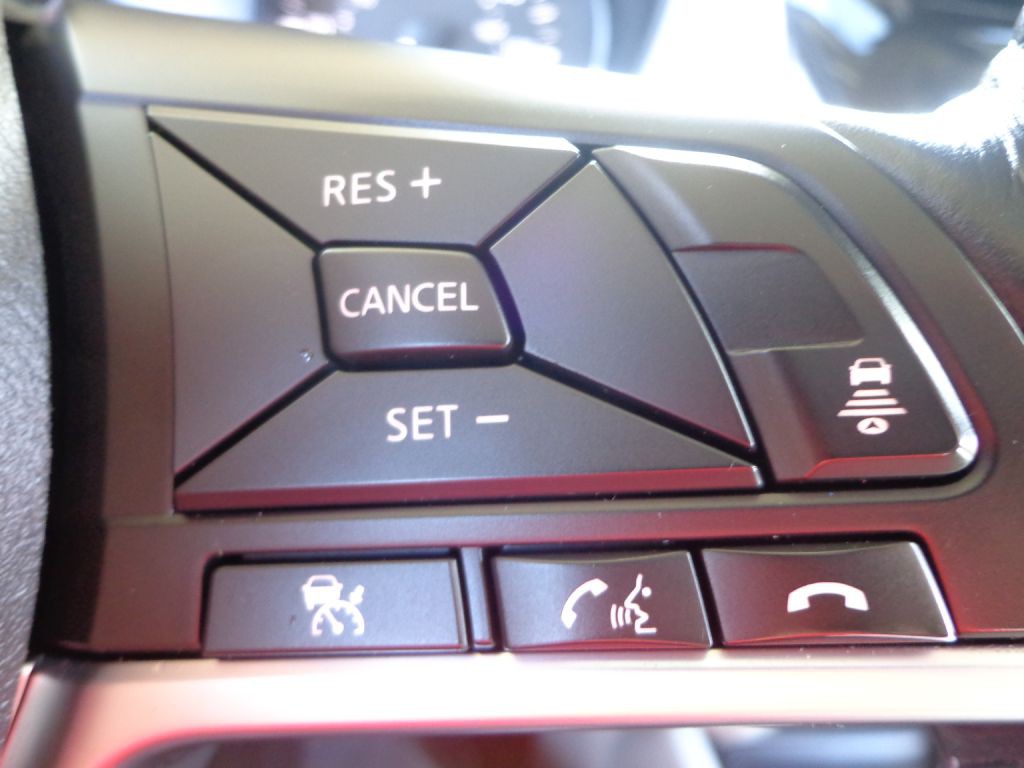 2018 Nissan Rogue Image 27