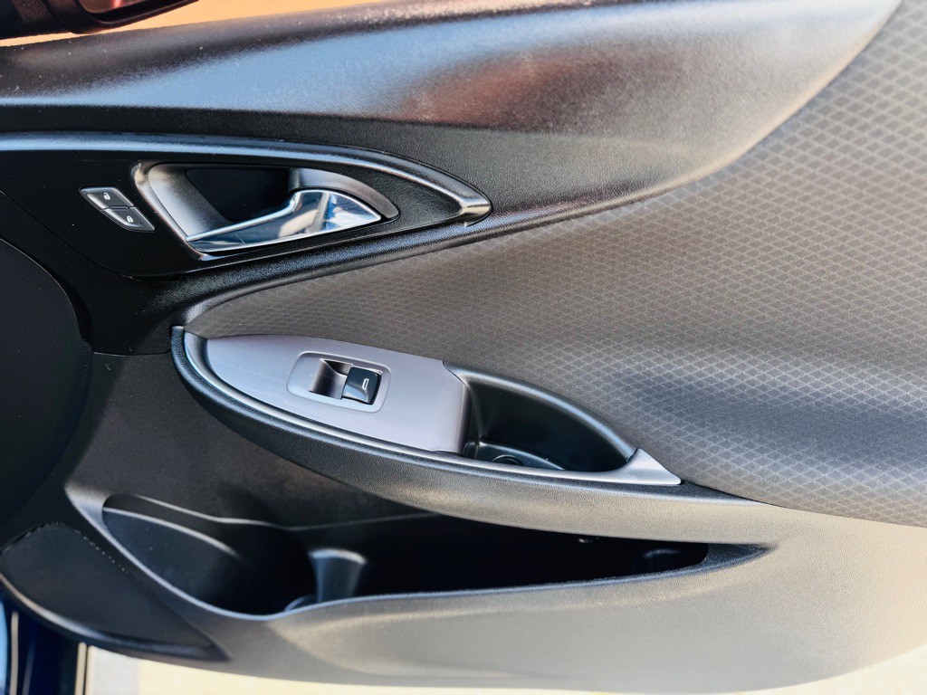 2018 Chevrolet Malibu Image 18