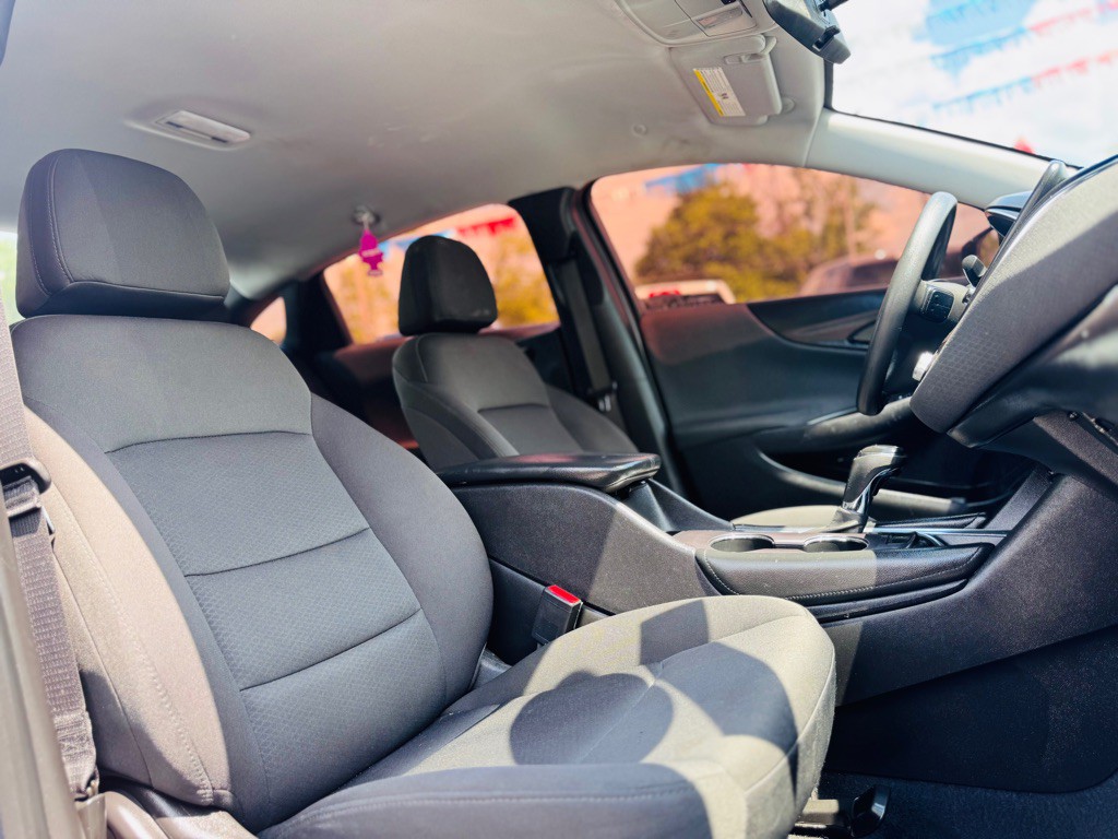 2018 Chevrolet Malibu Image 21