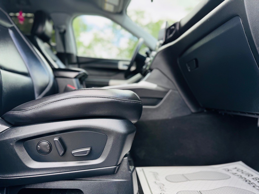 2024 Ford Explorer Image 25