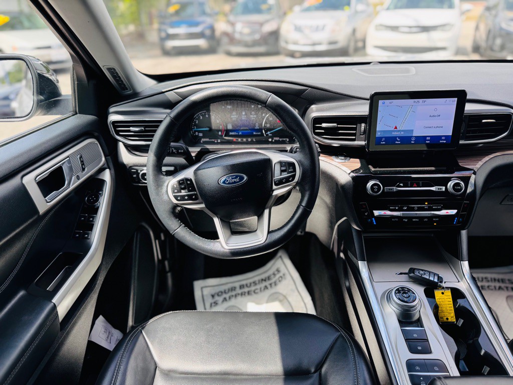 2024 Ford Explorer Image 32