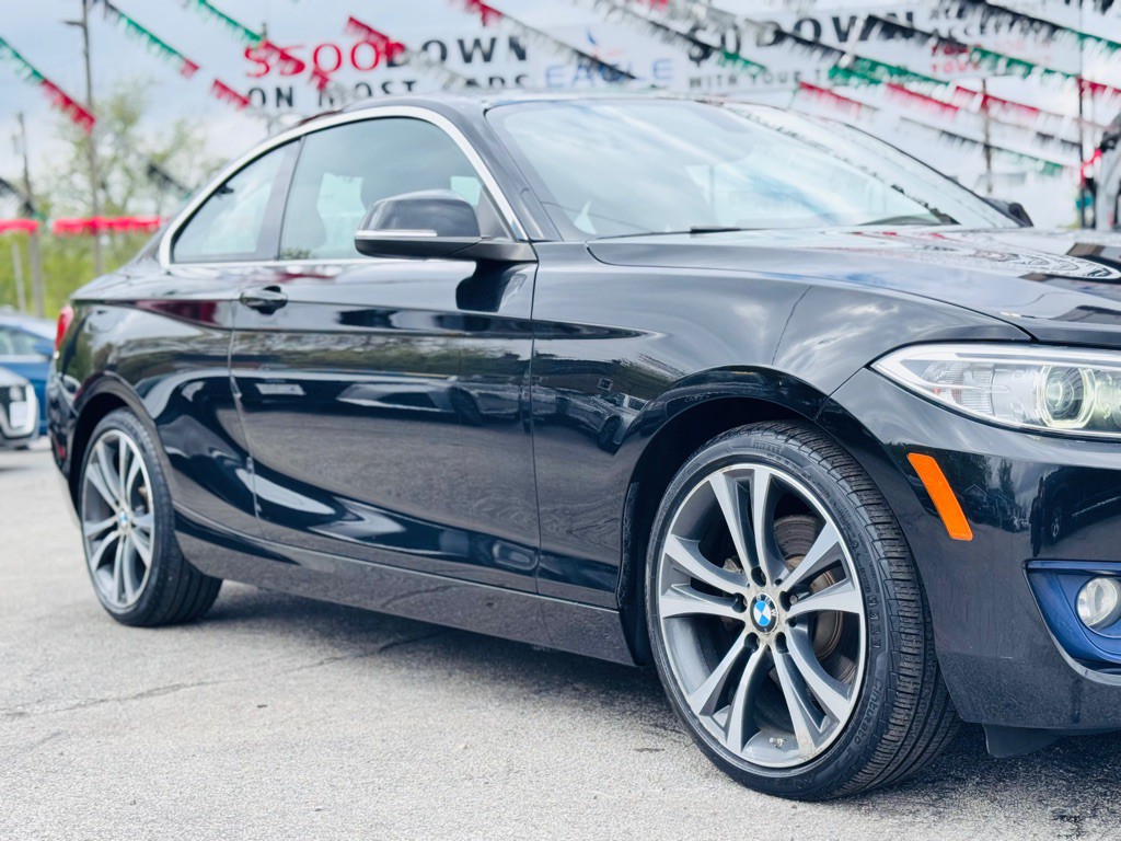 2016 BMW 2 Series Image 12
