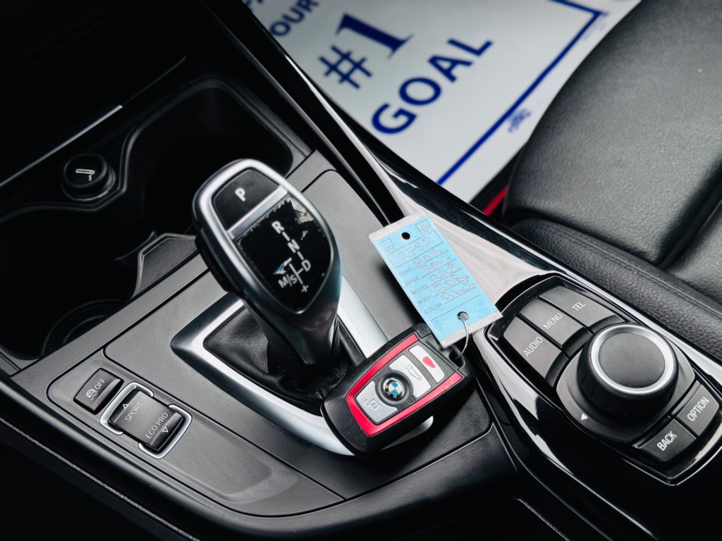 2016 BMW 2 Series Image 56