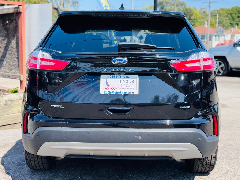 2023 Ford Edge Image 8
