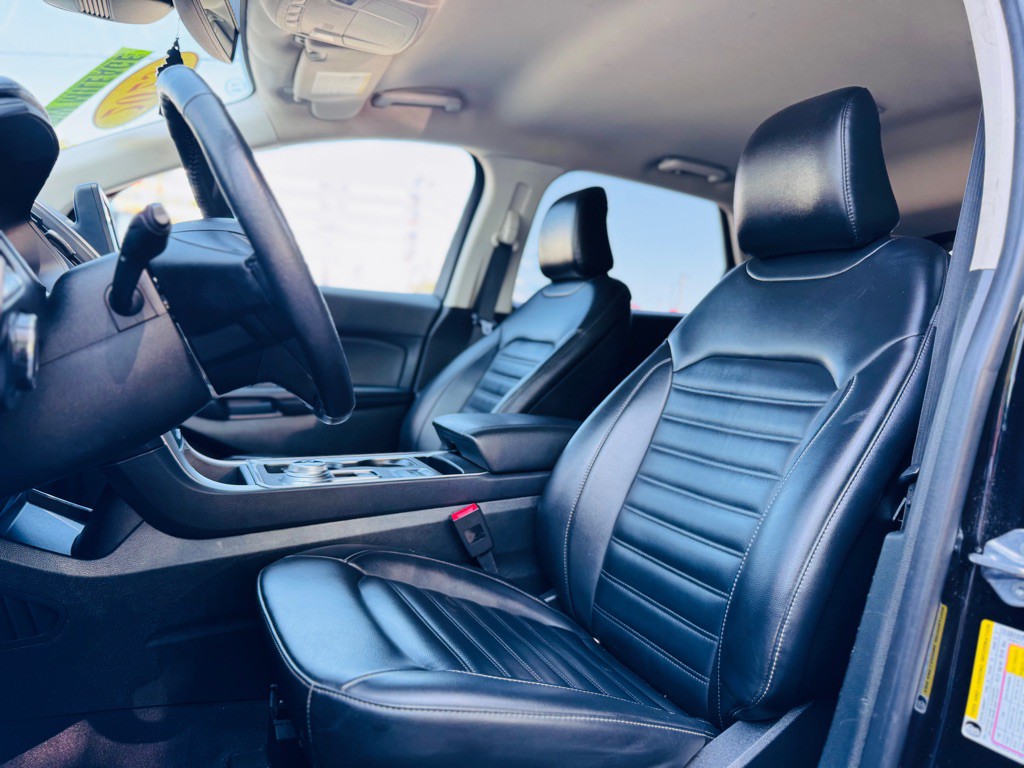 2023 Ford Edge Image 19