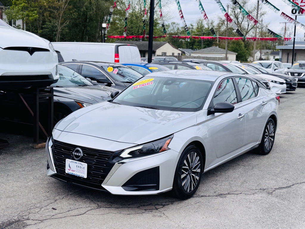 2024 Nissan Altima Image 10