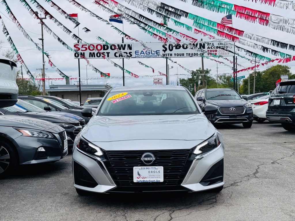 2024 Nissan Altima Image 12
