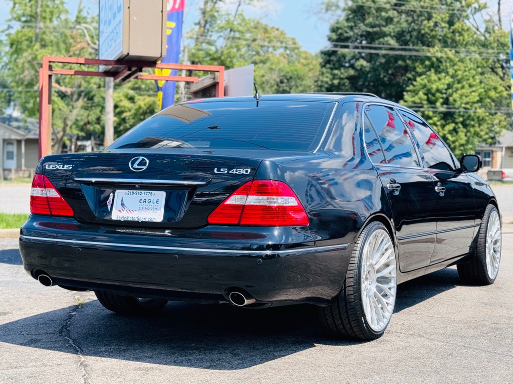 2005 Lexus LS Image 7
