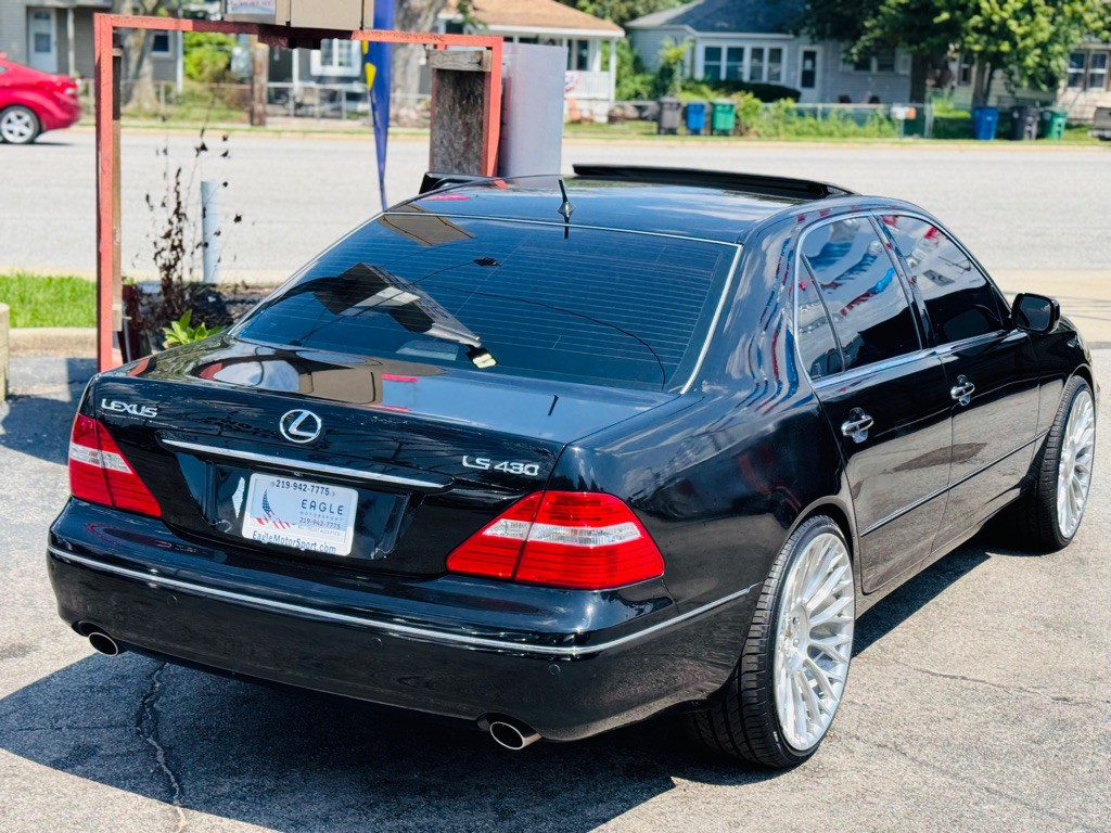 2005 Lexus LS Image 9