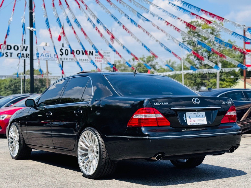 2005 Lexus LS Image 14