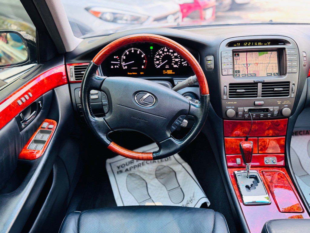 2005 Lexus LS Image 54
