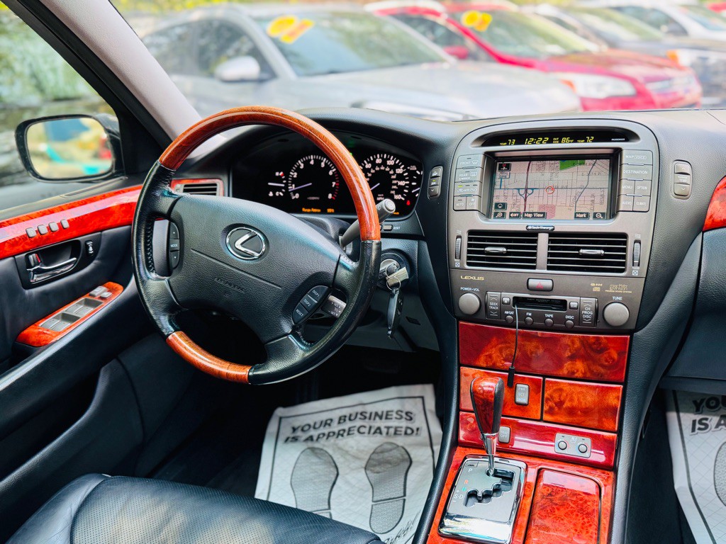 2005 Lexus LS Image 55