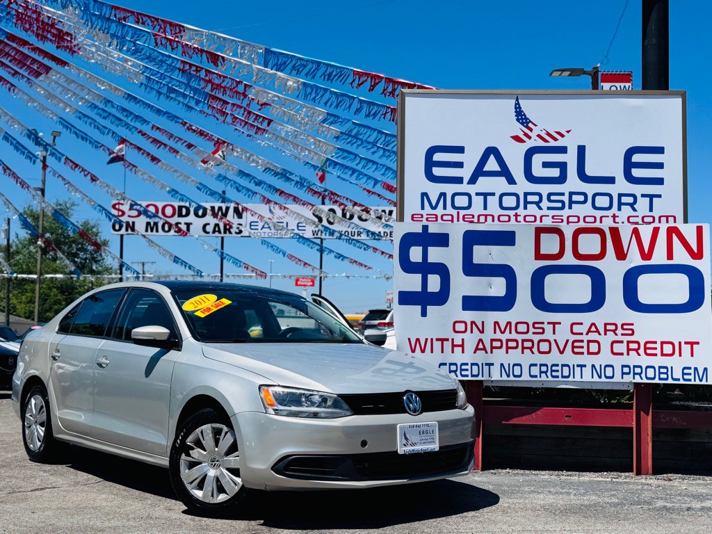 2011 Volkswagen Jetta Image 1