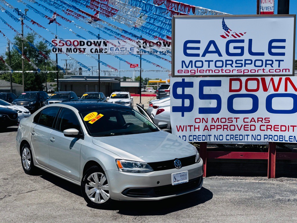 2011 Volkswagen Jetta Image 2