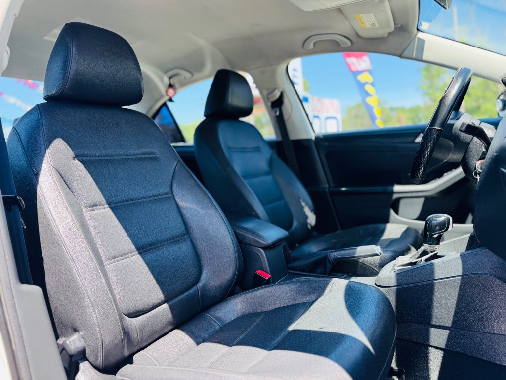 2011 Volkswagen Jetta Image 19