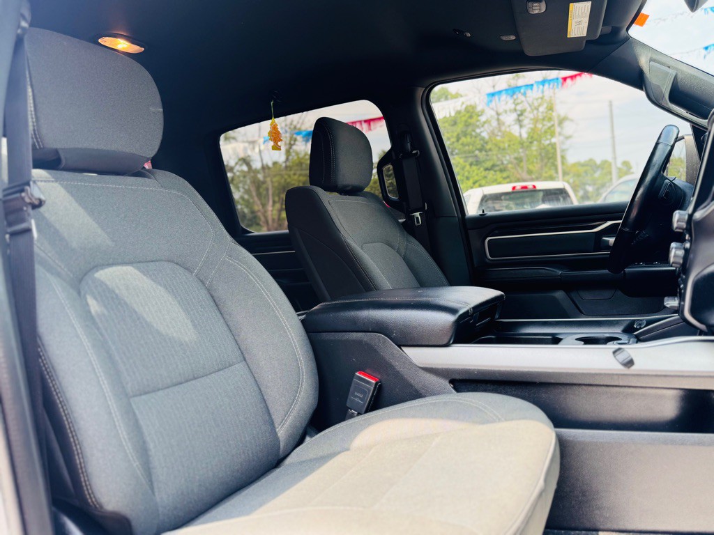 2021 RAM 1500 Image 24
