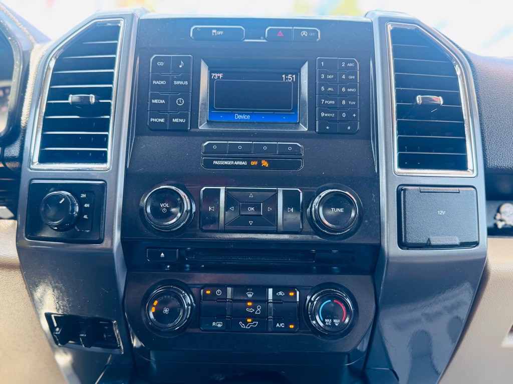 2015 Ford F-150 Image 34
