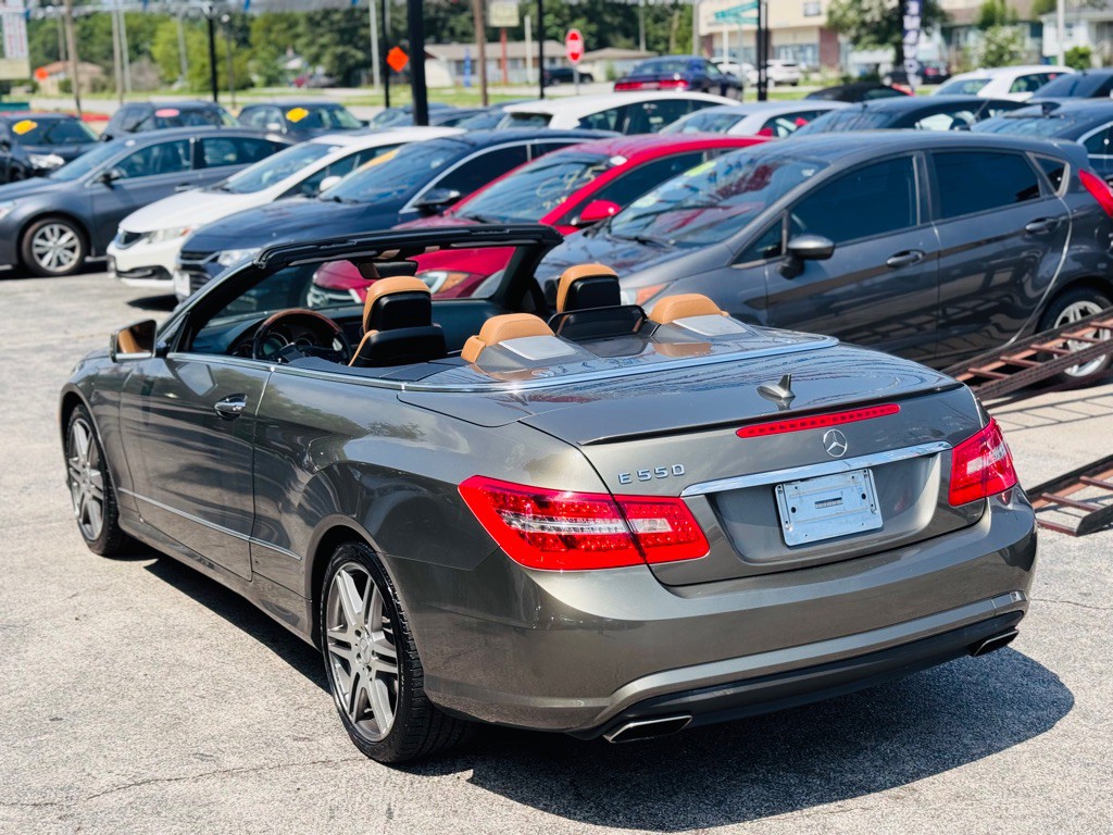 2011 Mercedes-Benz E-Class Image 14