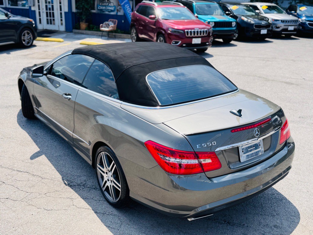2011 Mercedes-Benz E-Class Image 15