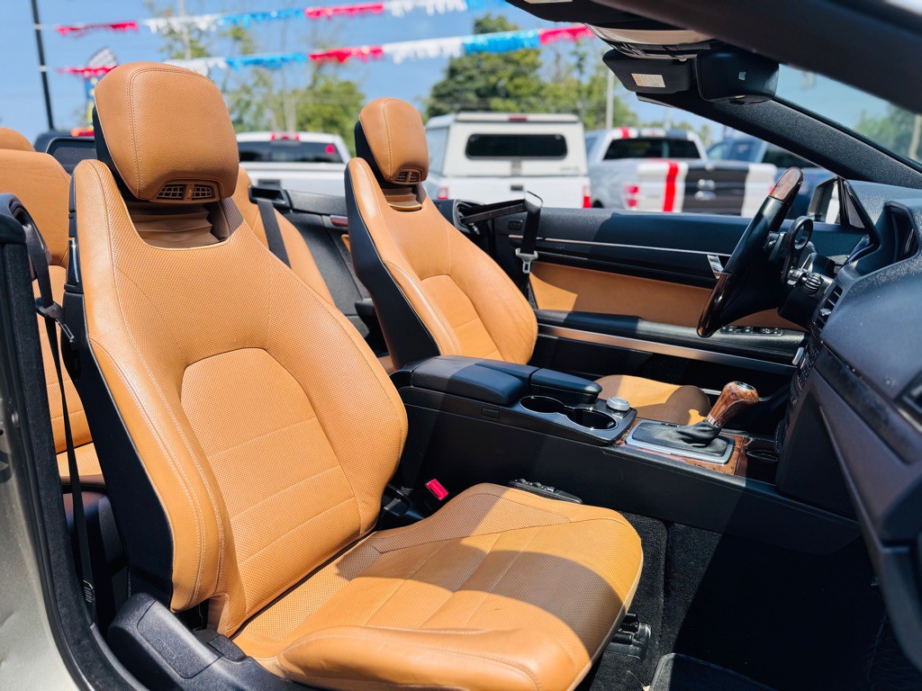2011 Mercedes-Benz E-Class Image 33