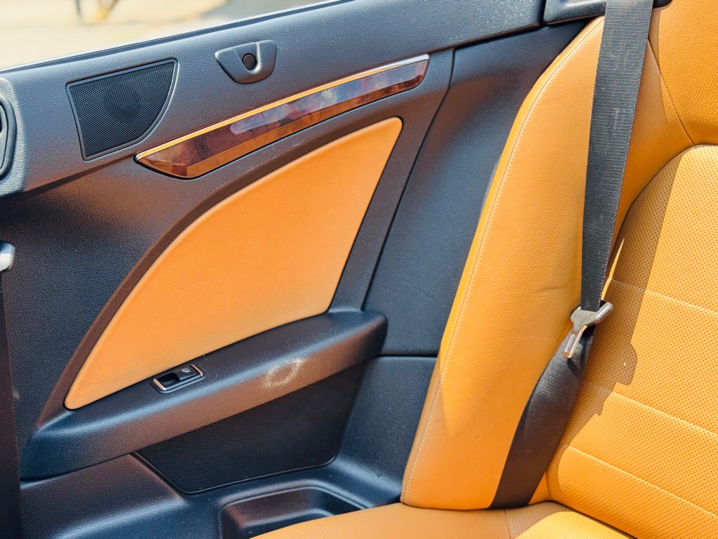 2011 Mercedes-Benz E-Class Image 37