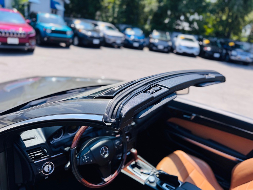 2011 Mercedes-Benz E-Class Image 58
