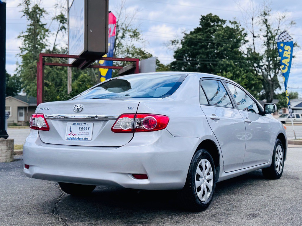2011 Toyota Corolla Image 6