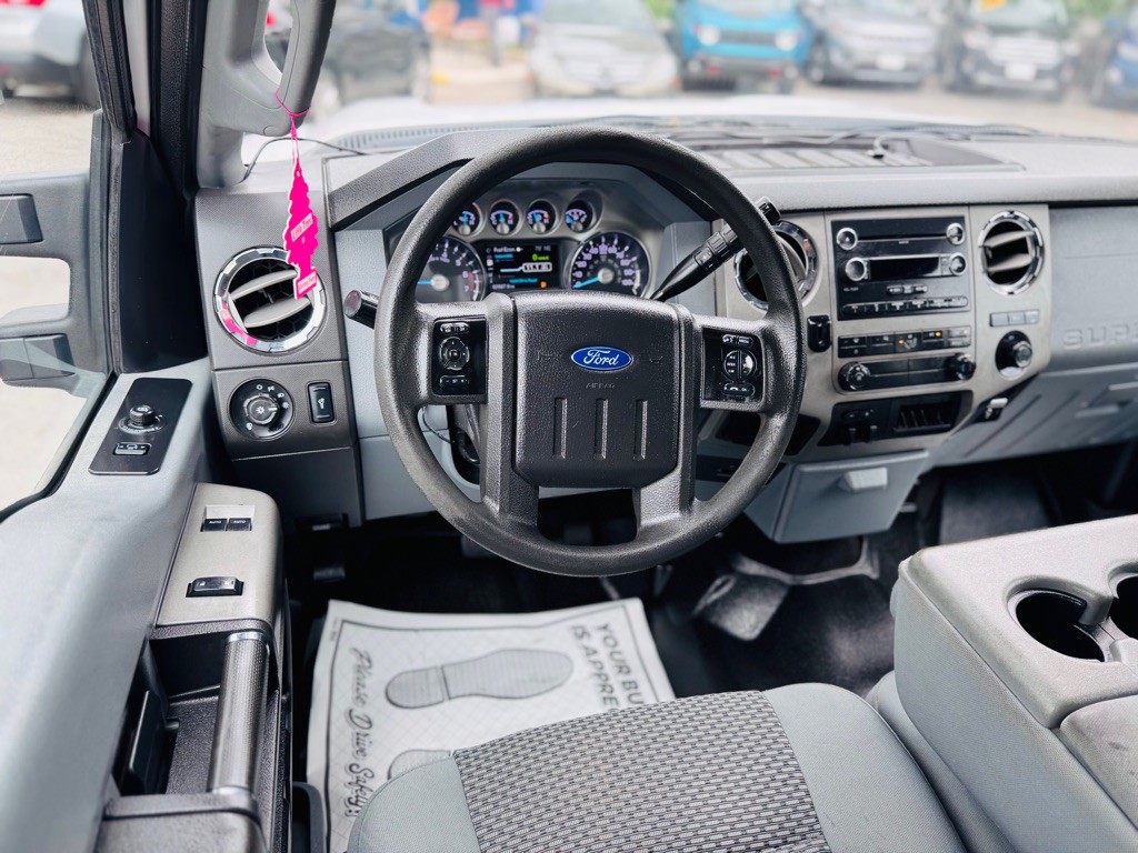 2016 Ford F-250 Image 28