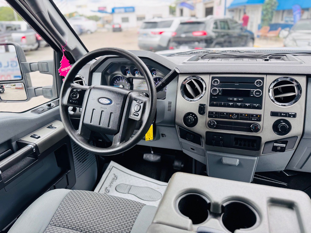 2016 Ford F-250 Image 30