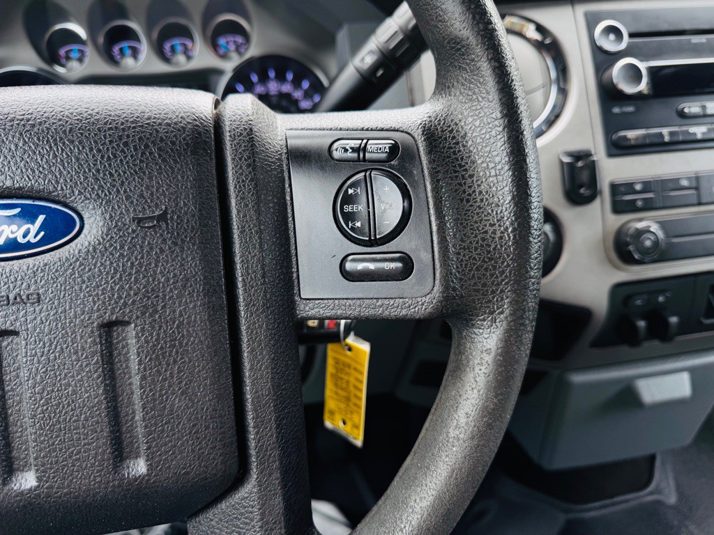 2016 Ford F-250 Image 37